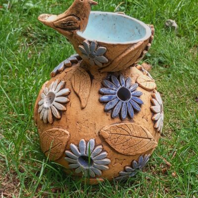 Pítko pro ptáčky/aroma lampa PA6 fialové a bílé květy